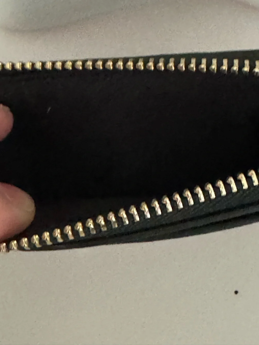 kate spade Black Leather Zip Coin and Card holder